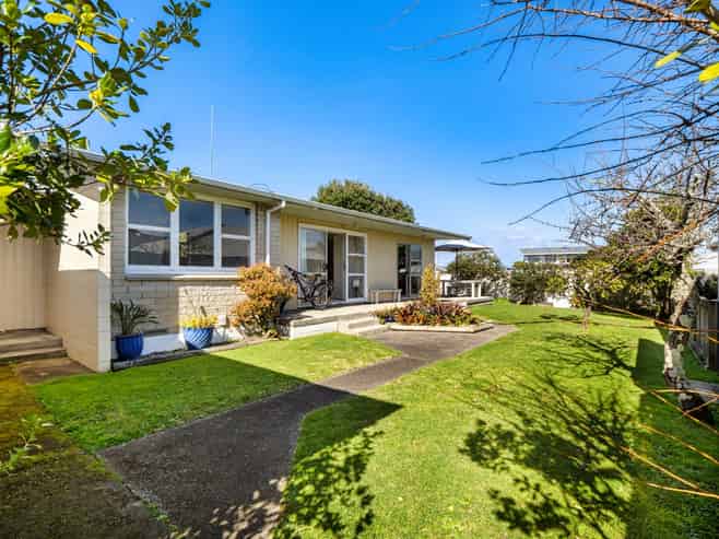 110 Valley Road, Mount Maunganui