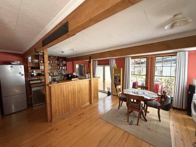 239 High Street, Dannevirke