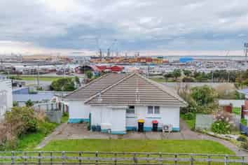 213 Barrow Street, Bluff