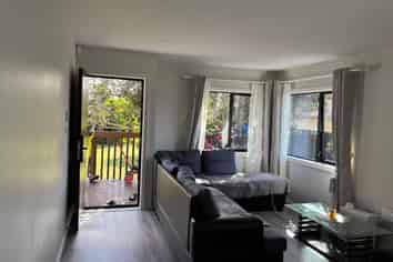 2/14 Leslie Place, Otara