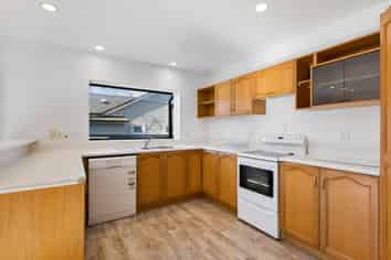 2/49 Rawhiti Road, One Tree Hill