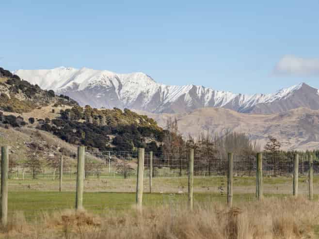 43 Smith Road, Luggate