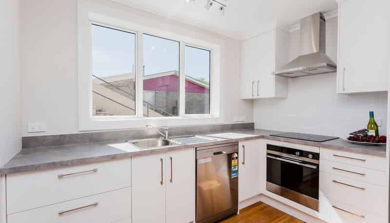 6/13 Prince Albert Road, Saint Kilda
