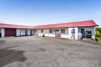 Sentry Hill Motel - Buy in Time for Summer