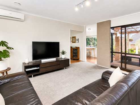 142 Hill Road, The Gardens