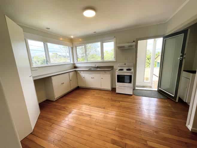 63 Ohariu Road, Johnsonville