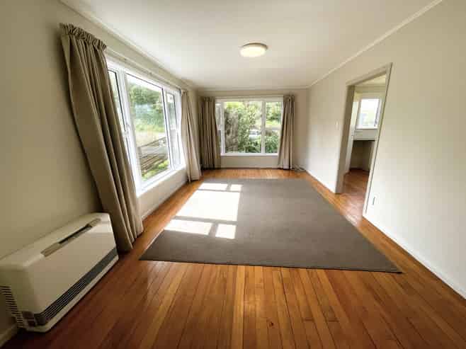 63 Ohariu Road, Johnsonville