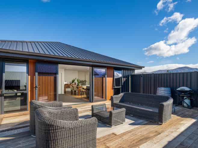 5 Wallis Drive, Cromwell