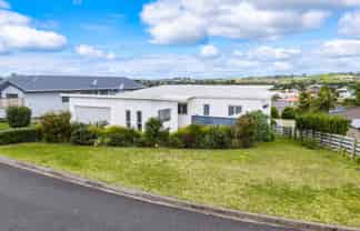 15 Weka Street, Mangawhai