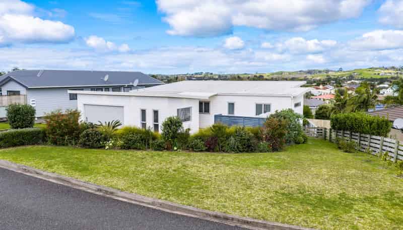 15 Weka Street, Mangawhai