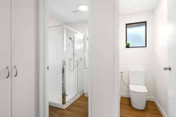 2/1 Gates Lane, Woolston