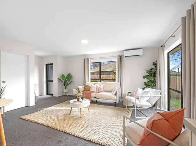 2/1 Gates Lane, Woolston