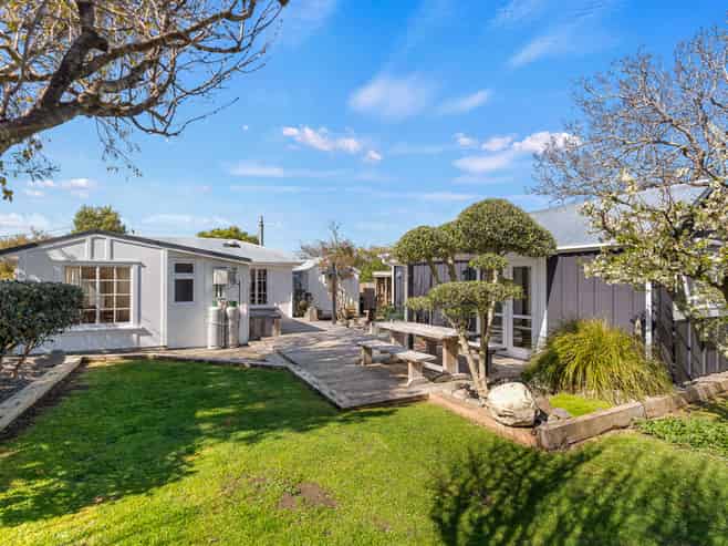 43 Wakefield Street, Featherston