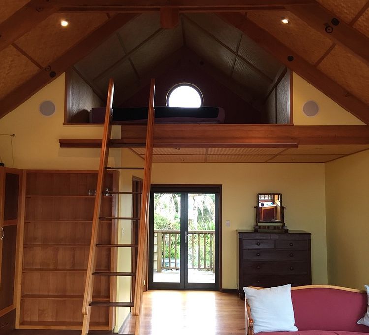 Wainui Beachfront apartment 3