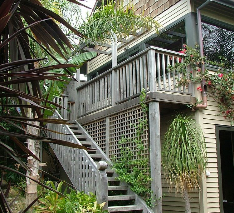 Wainui Beachfront apartment 2