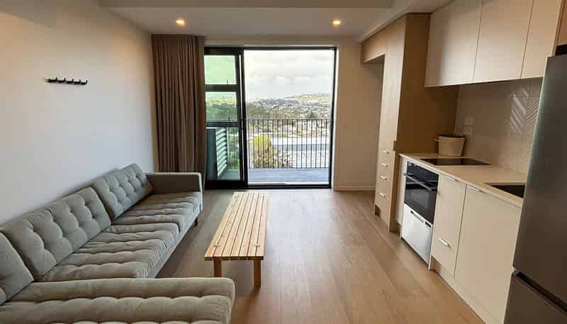 805/2B Te Ara Taurapa, Point Chevalier