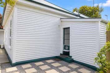 1/59 Waimea Terrace, Beckenham