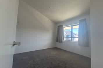 8/1142 Victoria St, Hamilton Central