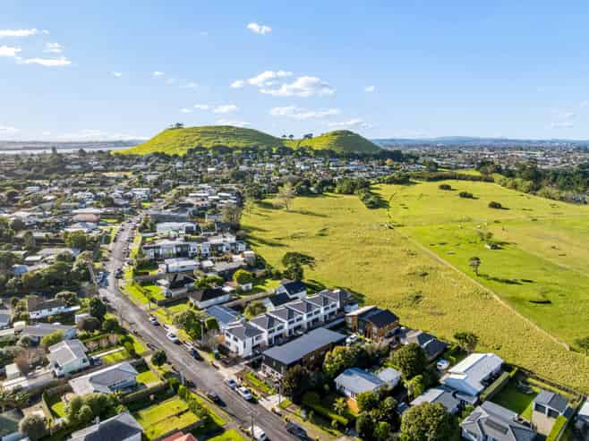 A-F/40   Wellesley Road, Mangere Bridge