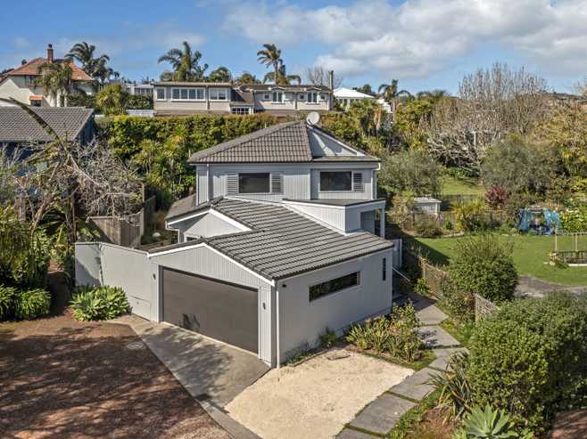 8/37 Hauraki Road, Takapuna