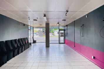 EXISTING FOOD RETAIL IN MT ALBERT
