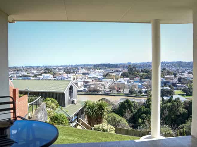 6 Hipango Terrace, Durie Hill