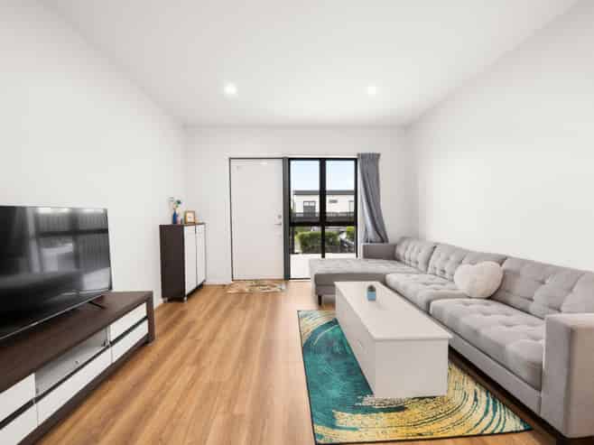 19 Canna Street, Totara Park