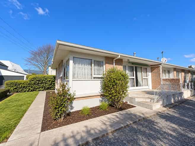 1/28 Hornbrook Street, Waltham