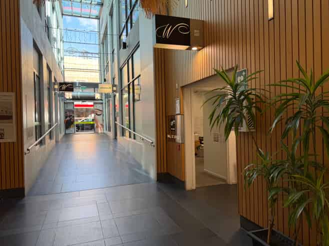 CBD Office Space in Wall Street Mall