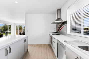 9 Greenan Place, Doyleston, LEESTON