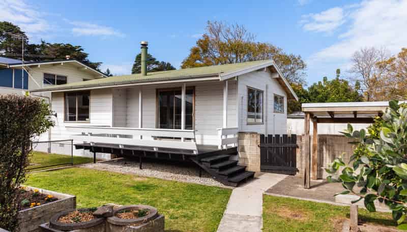 15 Root Street, Gisborne