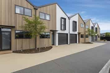 4/9 Edgeware Road, Saint Albans