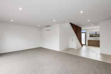 4/9 Edgeware Road, Saint Albans