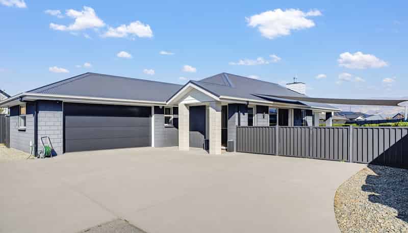 9 Hosking Drive, Cromwell