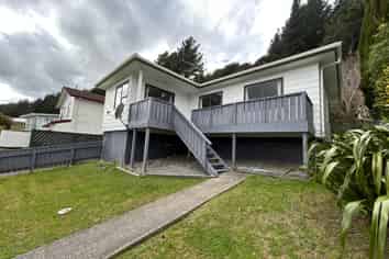 16 Trelawney Road, Wainuiomata