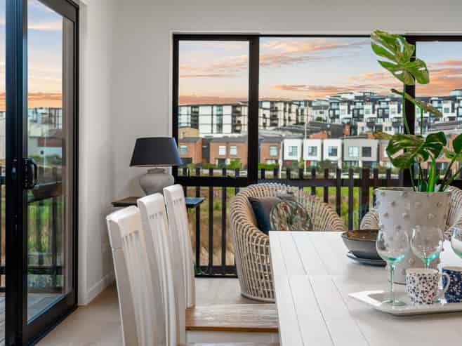 33 Streamview Way, Long Bay