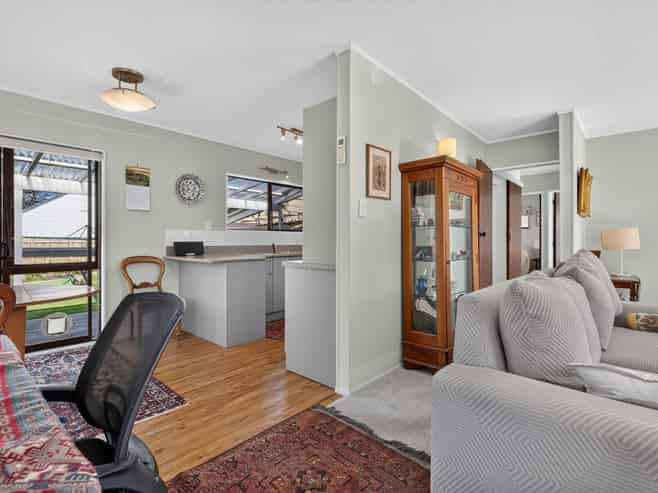 111 West Street, Greytown