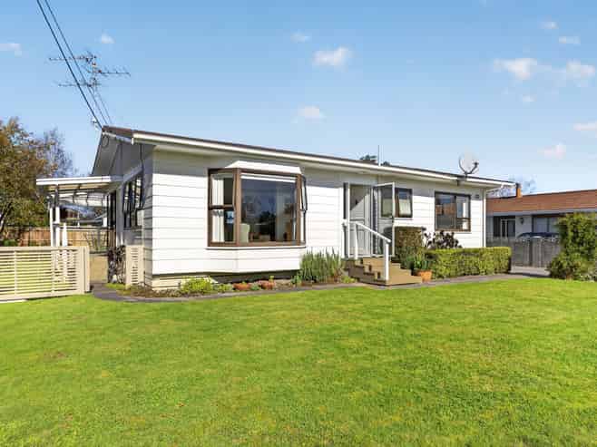 111 West Street, Greytown