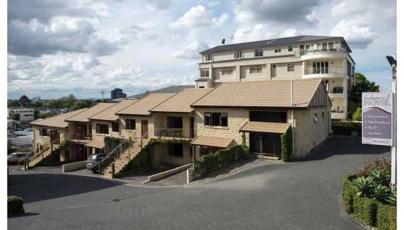 42 Thackeray Street, Hamilton Lake