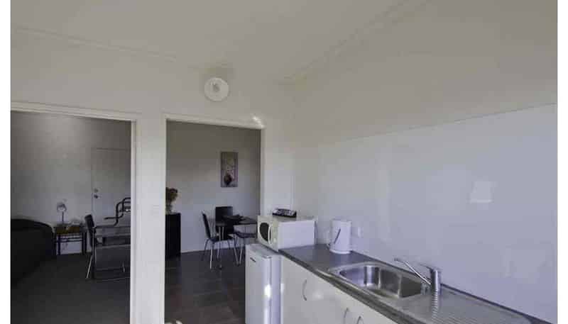 42 Thackeray Street, Hamilton Lake
