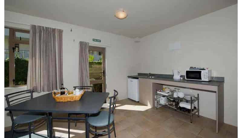 42 Thackeray Street, Hamilton Lake