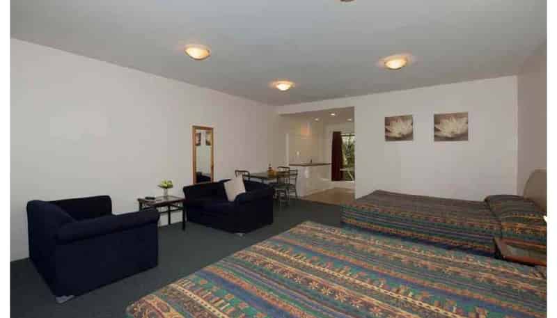42 Thackeray Street, Hamilton Lake