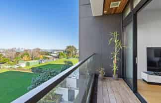 207/74 Anzac Street, Takapuna