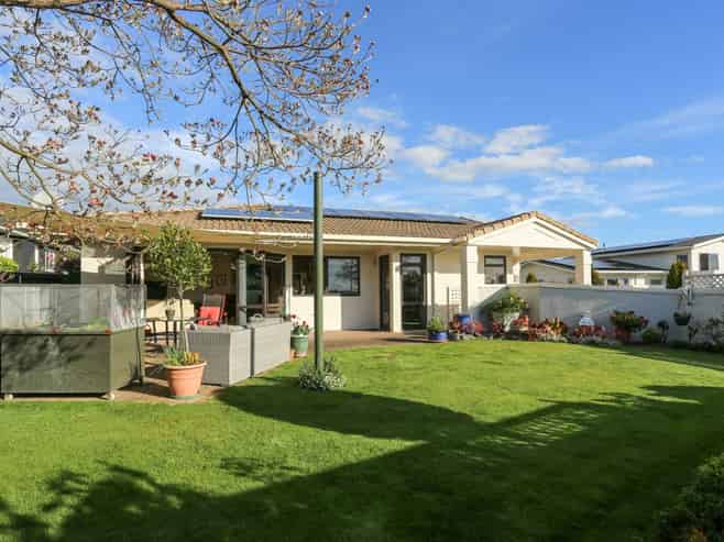 192 Levers Road, Matua