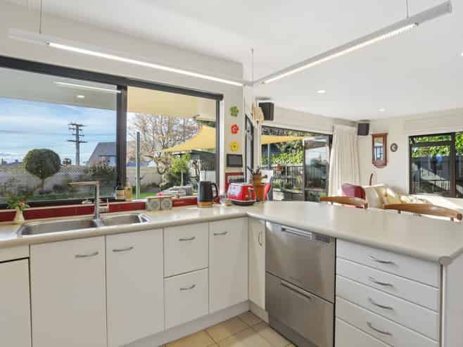 192 Levers Road, Matua