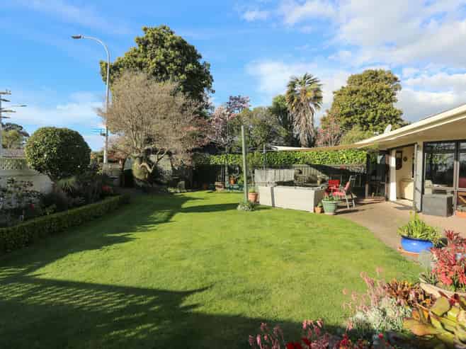 192 Levers Road, Matua