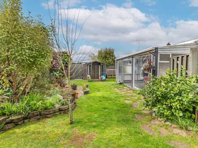 37 Kent Street, Levin
