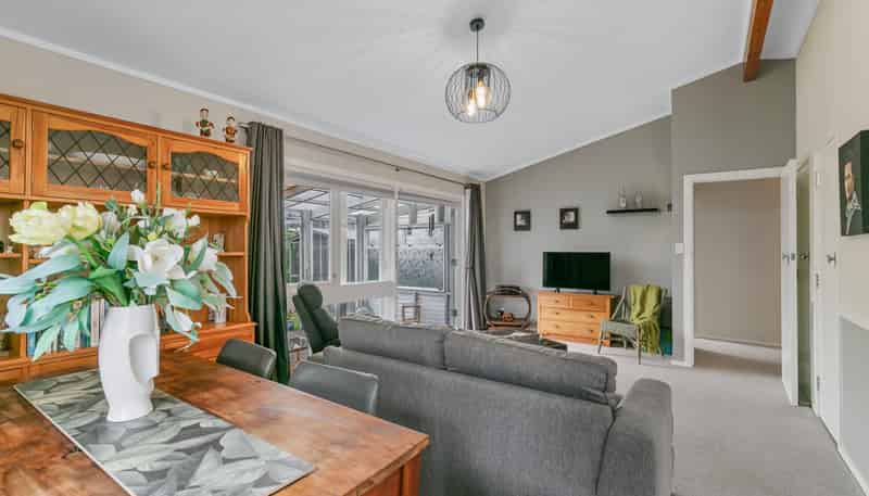 37 Kent Street, Levin