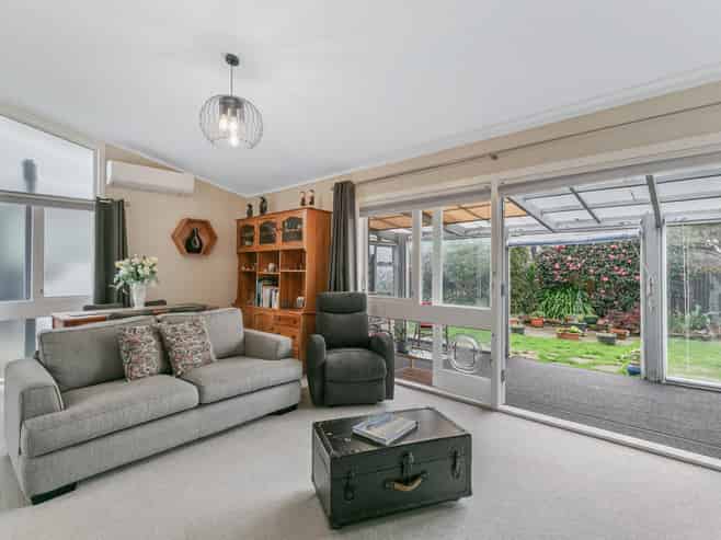 37 Kent Street, Levin
