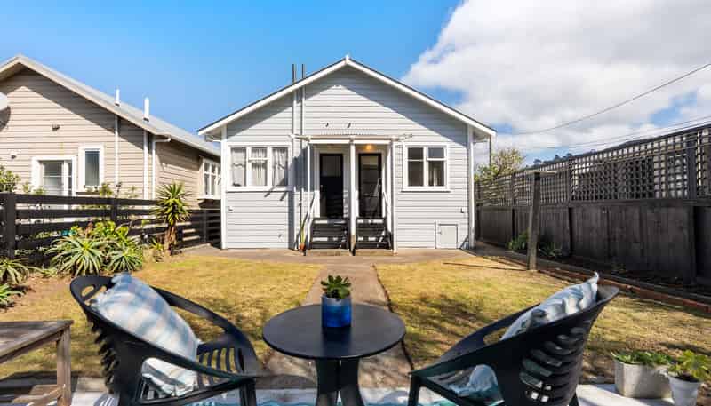 51 Endeavour Street, Lyall Bay